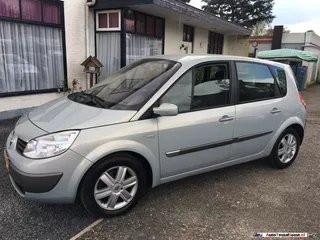 Renault Sc&eacute;nic 2.0 16V Authentique Comfort