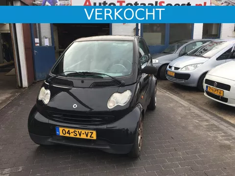 Smart FORTWO FORTWO COUPE 0.7 AUTOMAAT 0.7 AUTOMAAT