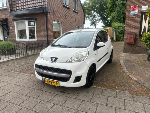Peugeot 107 1.0-12V XS